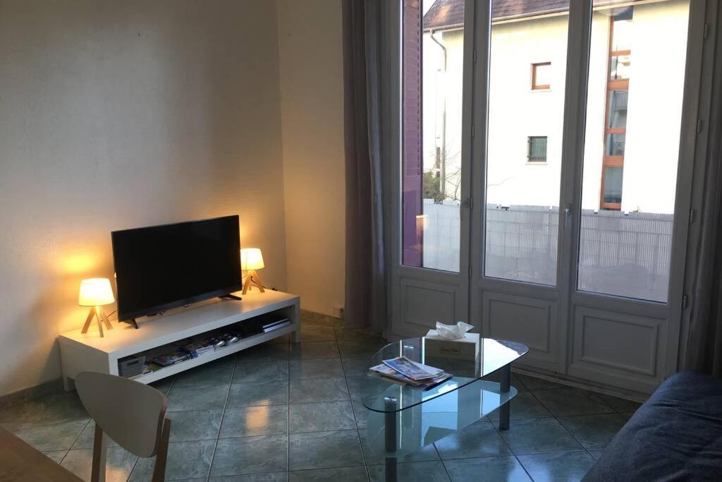 LES ÎLES - Parking, Balcon, Netflix&PS4! Apartment Annecy Exterior foto